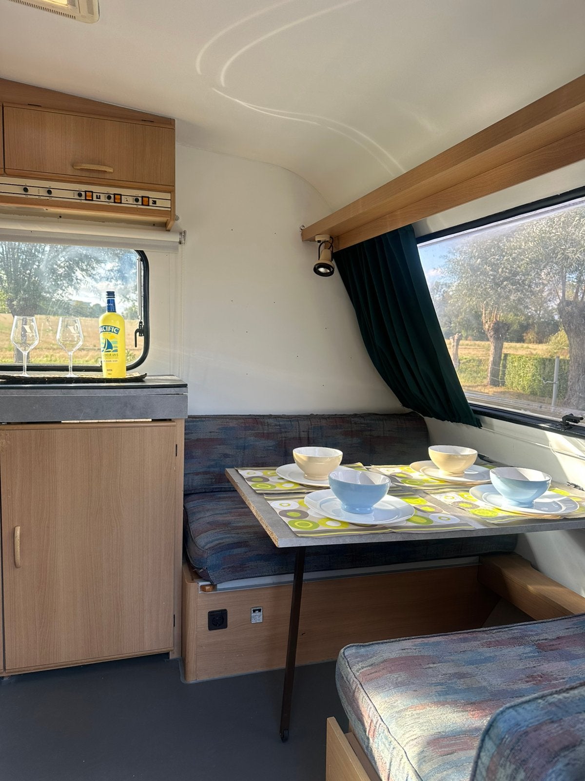 Très belle caravane Adria !, 750 - 1000 kg, Particulier, Adria, Réfrigérateur