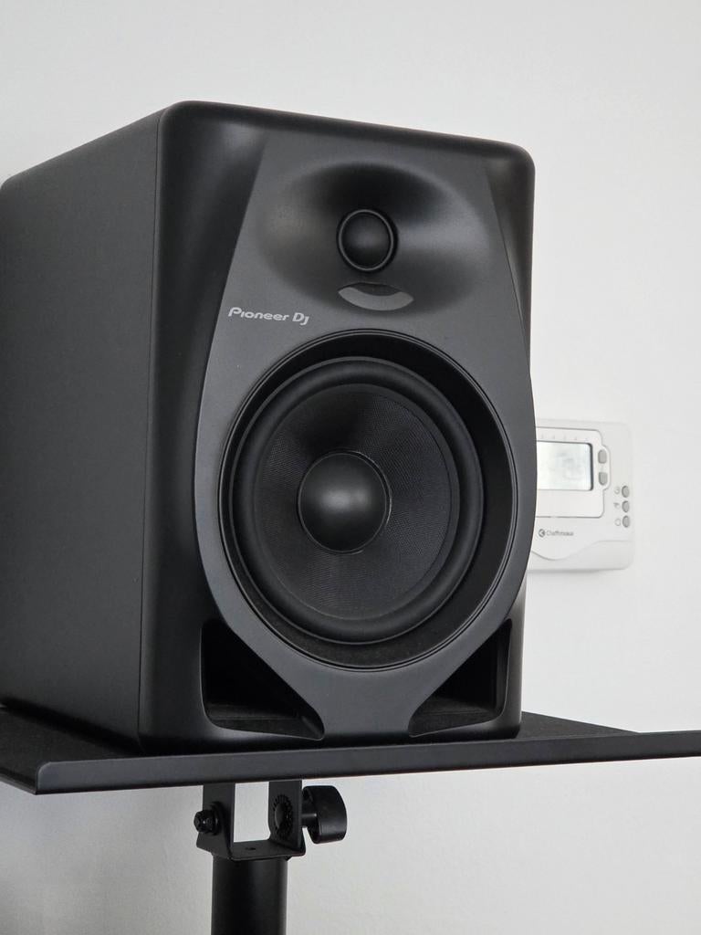 Vend contrôleur dj rev1 plus baffle avec support