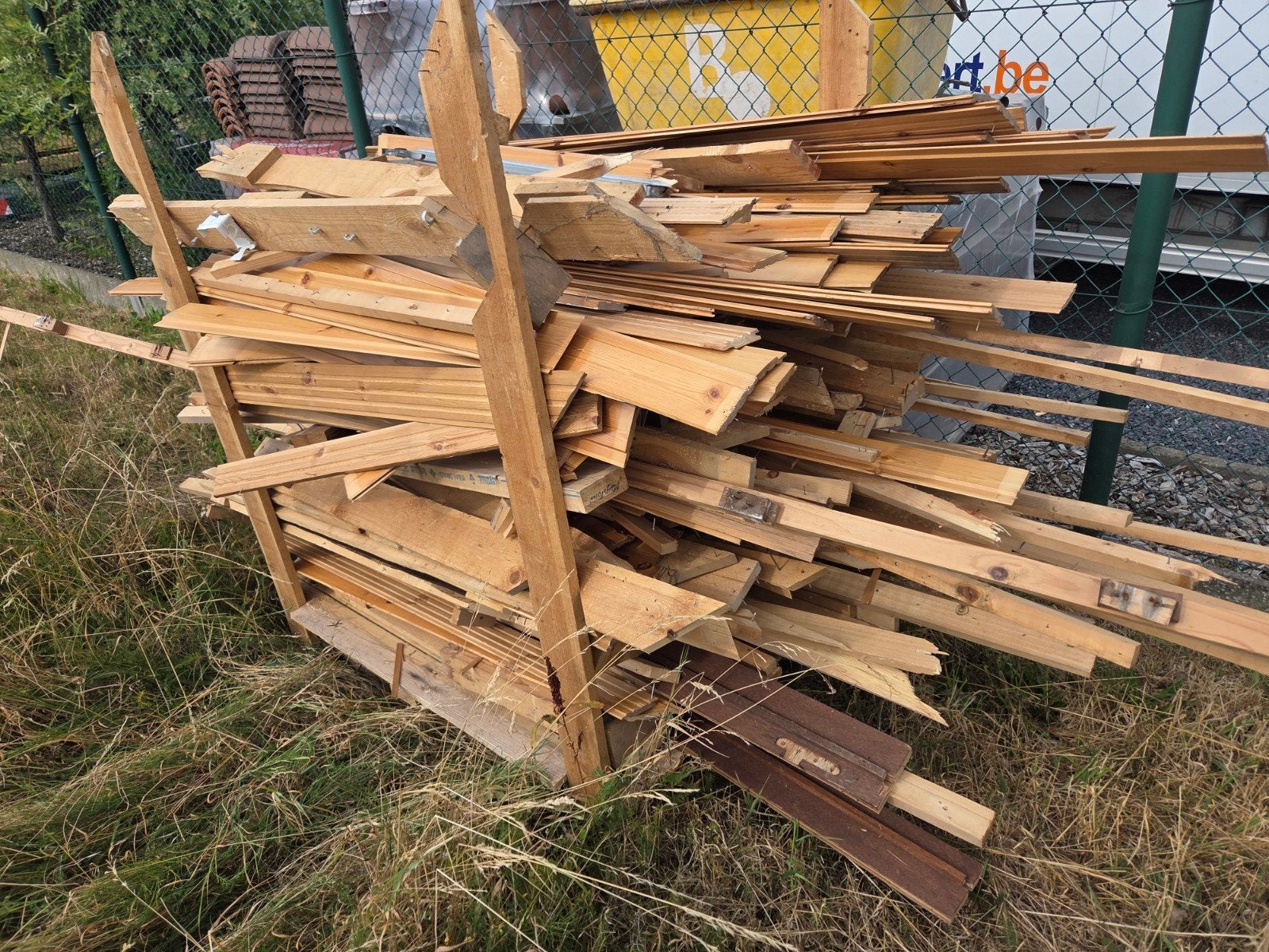 Gratis hout, Enlèvement