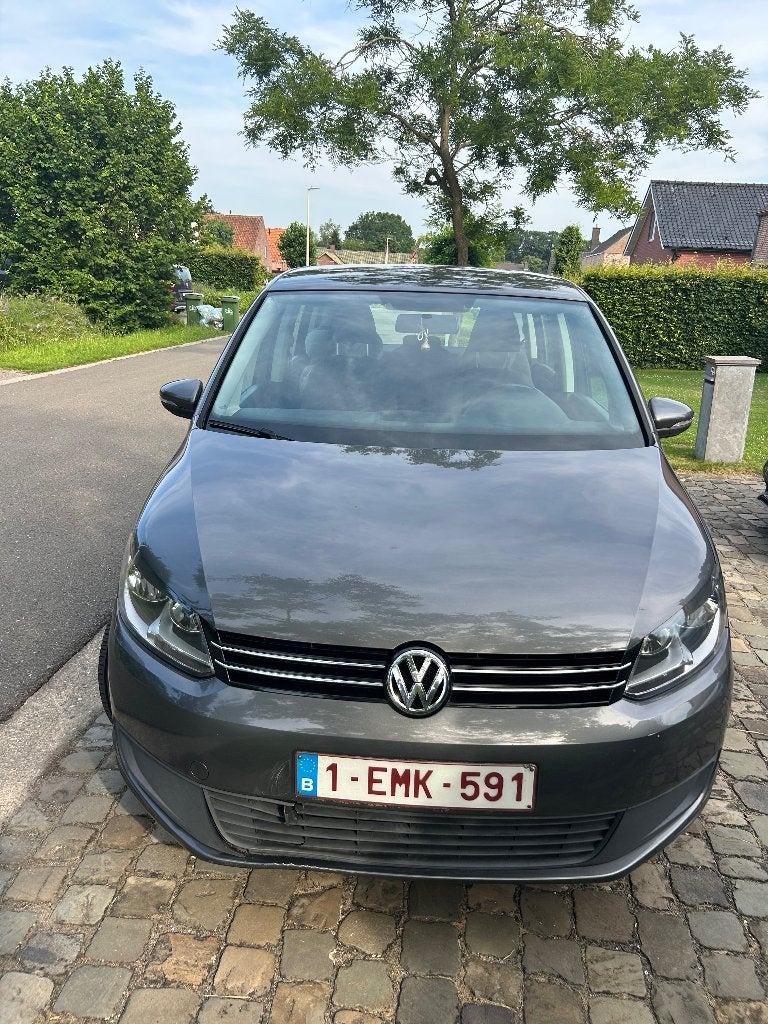 Volkswagen Touran, Autos, 121 g/km, Achat, 7 places, Entretenue par le concessionnaire