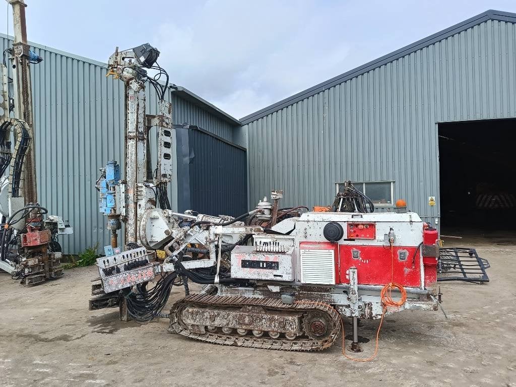 Comacchio MC600 piling dril rig micro rig bohrgerat KH5