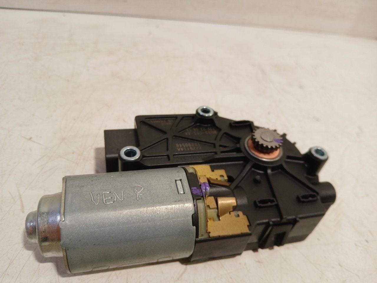Motor open dak Hyundai Nexo, Onderdelen@venauto.nl, Van der Ven Autorecycling B.V., Gebruikt, Ettenseweg 76, 4706 PB Roosendaal, The Netherlands