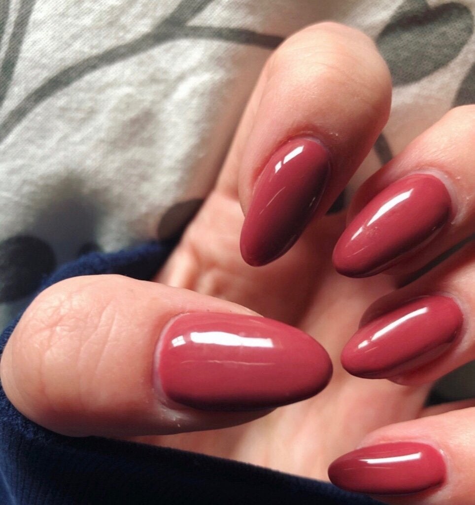 Beginnend nagelstyliste, Ophalen, Nieuw
