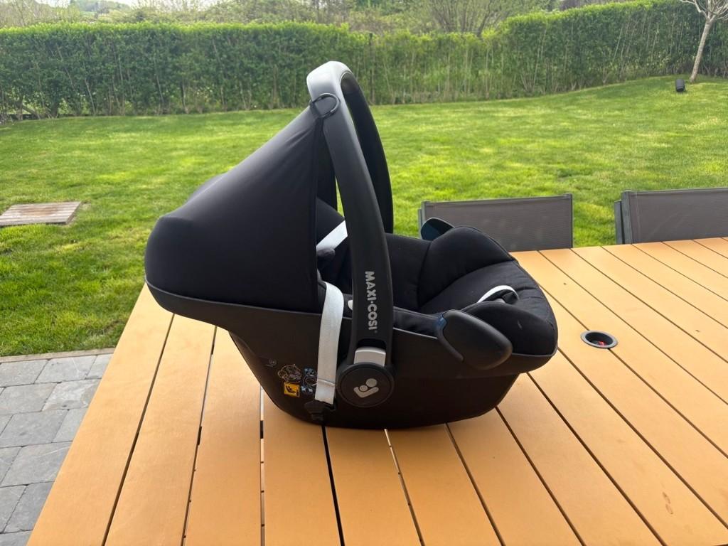 Maxi Cosi Pebble Pro Zwart, Ophalen of Verzenden, Zo goed als nieuw, Maxi-Cosi, Autogordel of Isofix