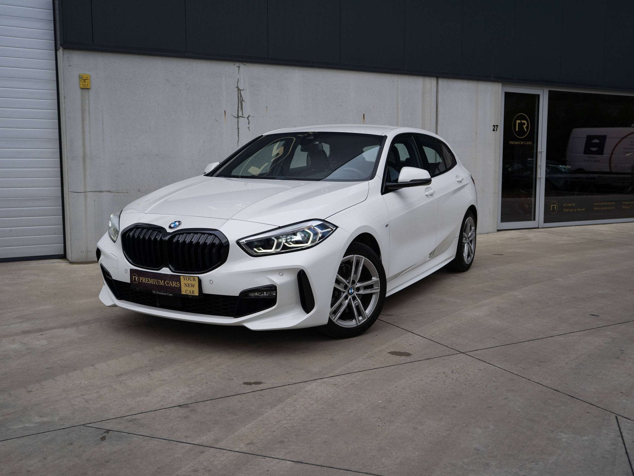 BMW 1 Serie 116 I l M-Pack l PDC l Navi l Ambient Light l Di, Auto's, Automaat, 1 Reeks, Gebruikt, Zwart
