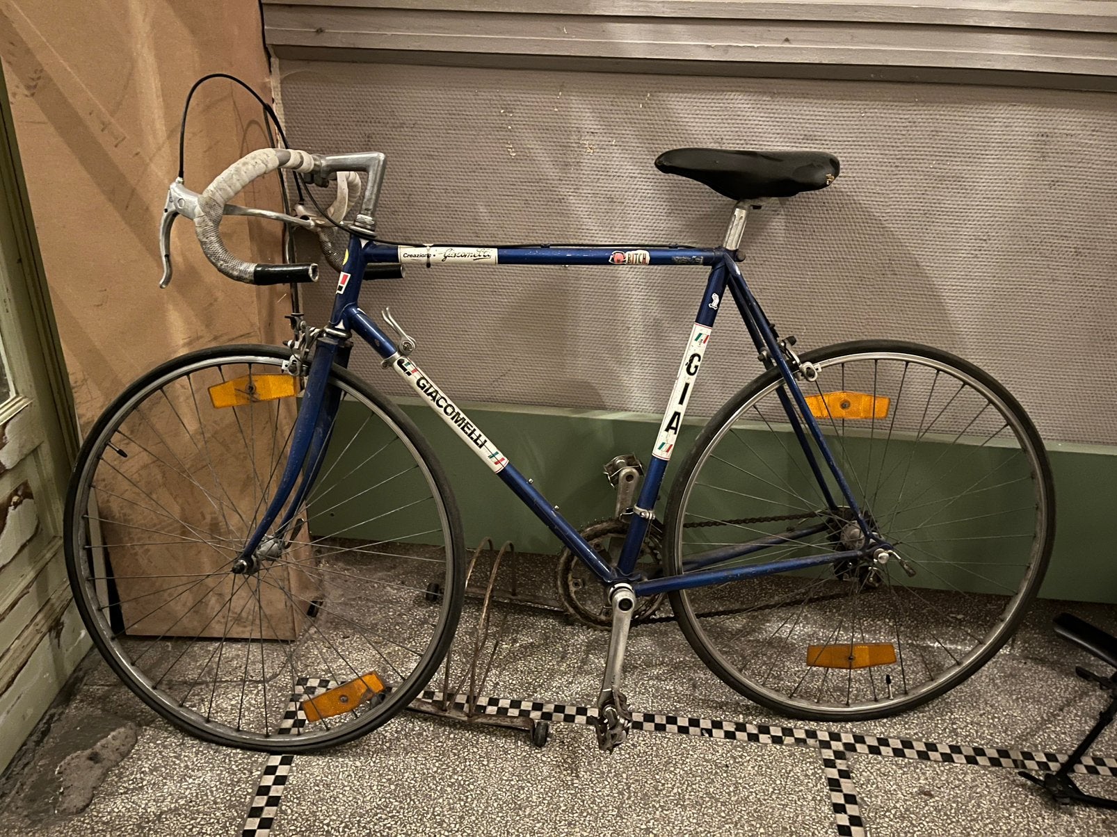 Giacomelli vintage koersfiets, Enlèvement