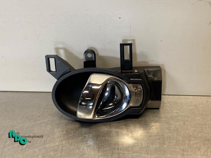 Poignée portière 4portes avant gauche d'un Nissan Note (No, -, 3 mois de garantie, Utilisé, -