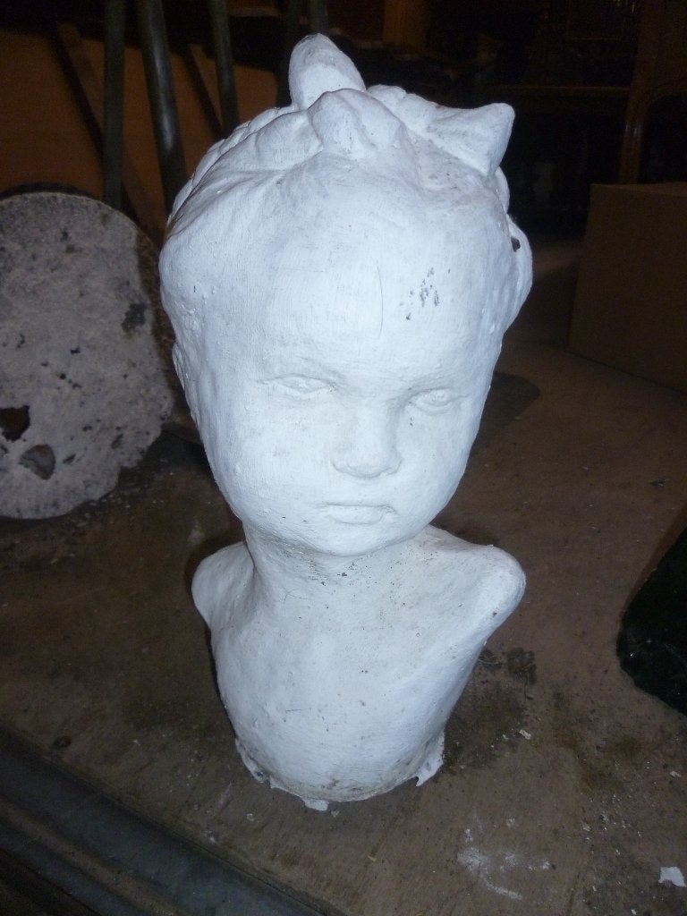 STENEN  KINDERHOOFD, Antiek en Kunst, Ophalen