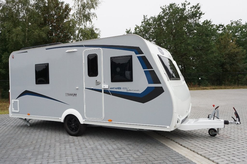 Prachtige 4pers.Caravelair met frans bed, rondz, bijna nieuw, Caravans en Kamperen, Rondzit, Frans bed, Bedrijf, Douche