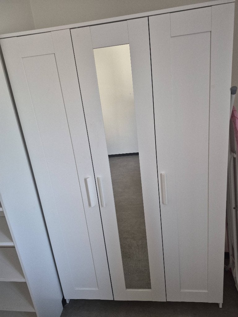 Witte ikea kast, Ophalen, Met deur(en), Gebruikt, 100 tot 150 cm