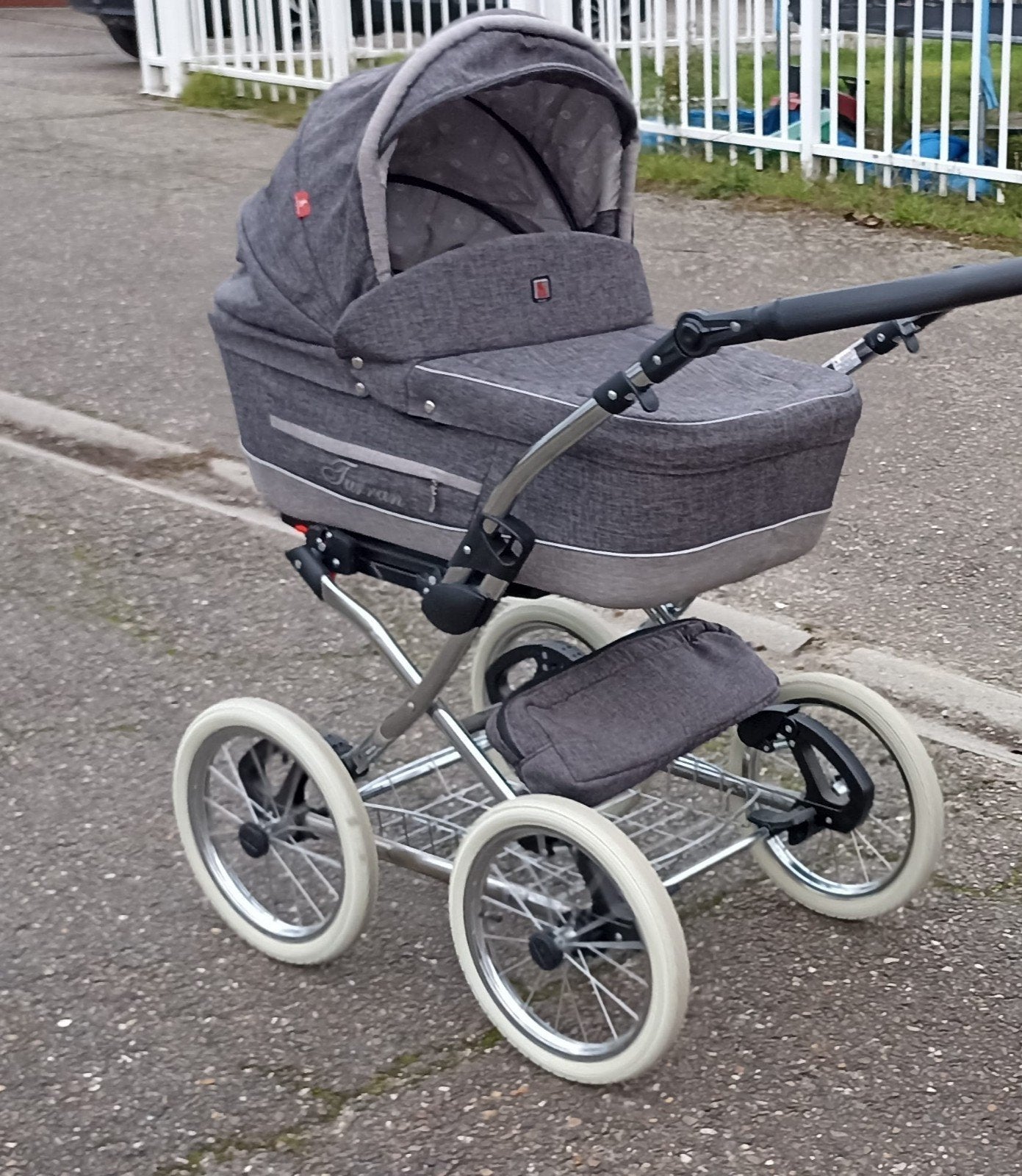 grijze kinderwagen, Ophalen, Kinderwagen