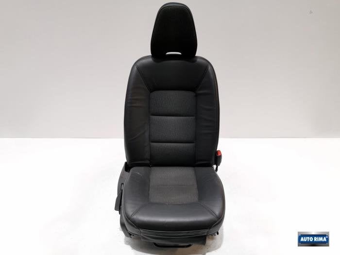 Stoel rechts van een Volvo XC70, Gebruikt, -, -, Ophalen of Verzenden