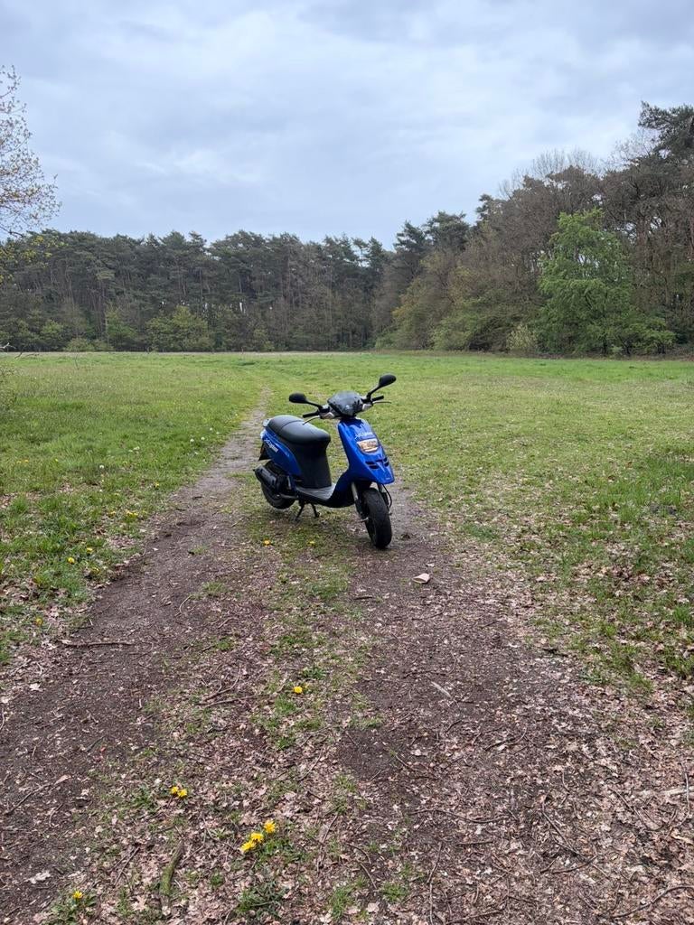 Piaggio typhoon 70cc, Fietsen en Brommers, Ophalen, Tweetakt, Overige modellen, 70 cc