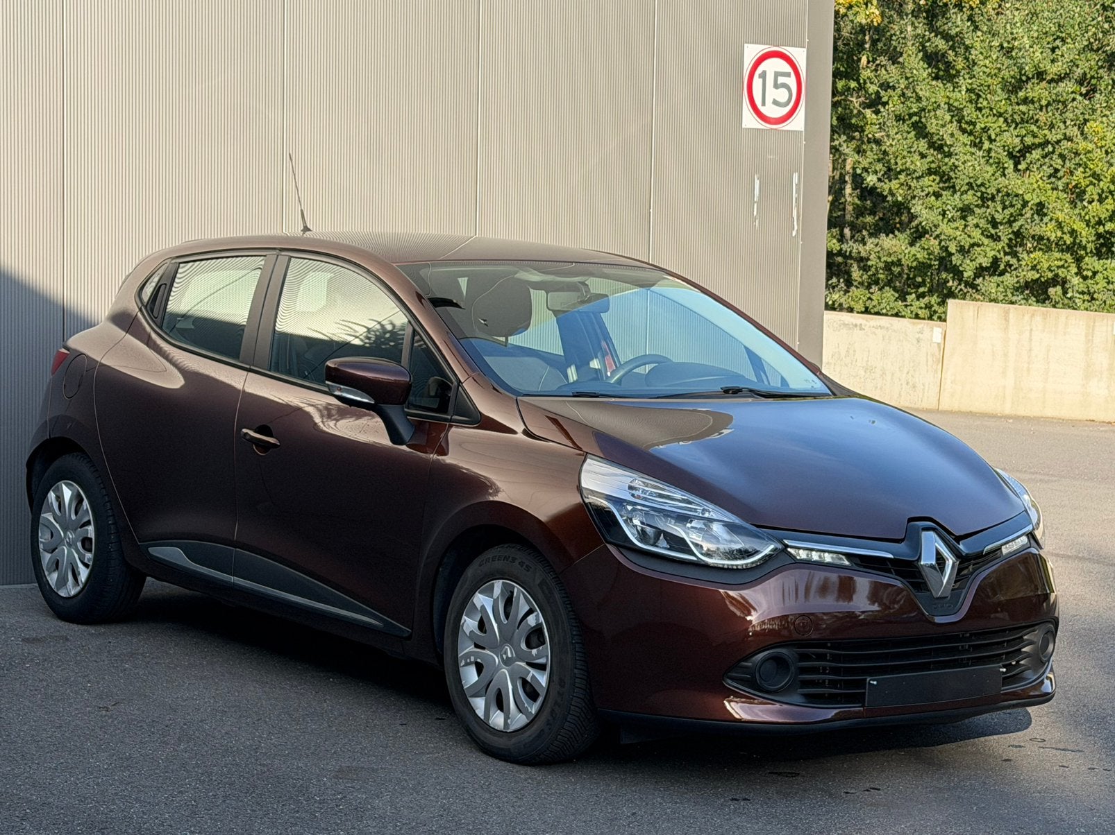Renault Clio * 1.2 16V * 2015 * Navigatie * 84dkm * Airco *, Autos, Euro 5, Achat, Entreprise, Garantie prolongée