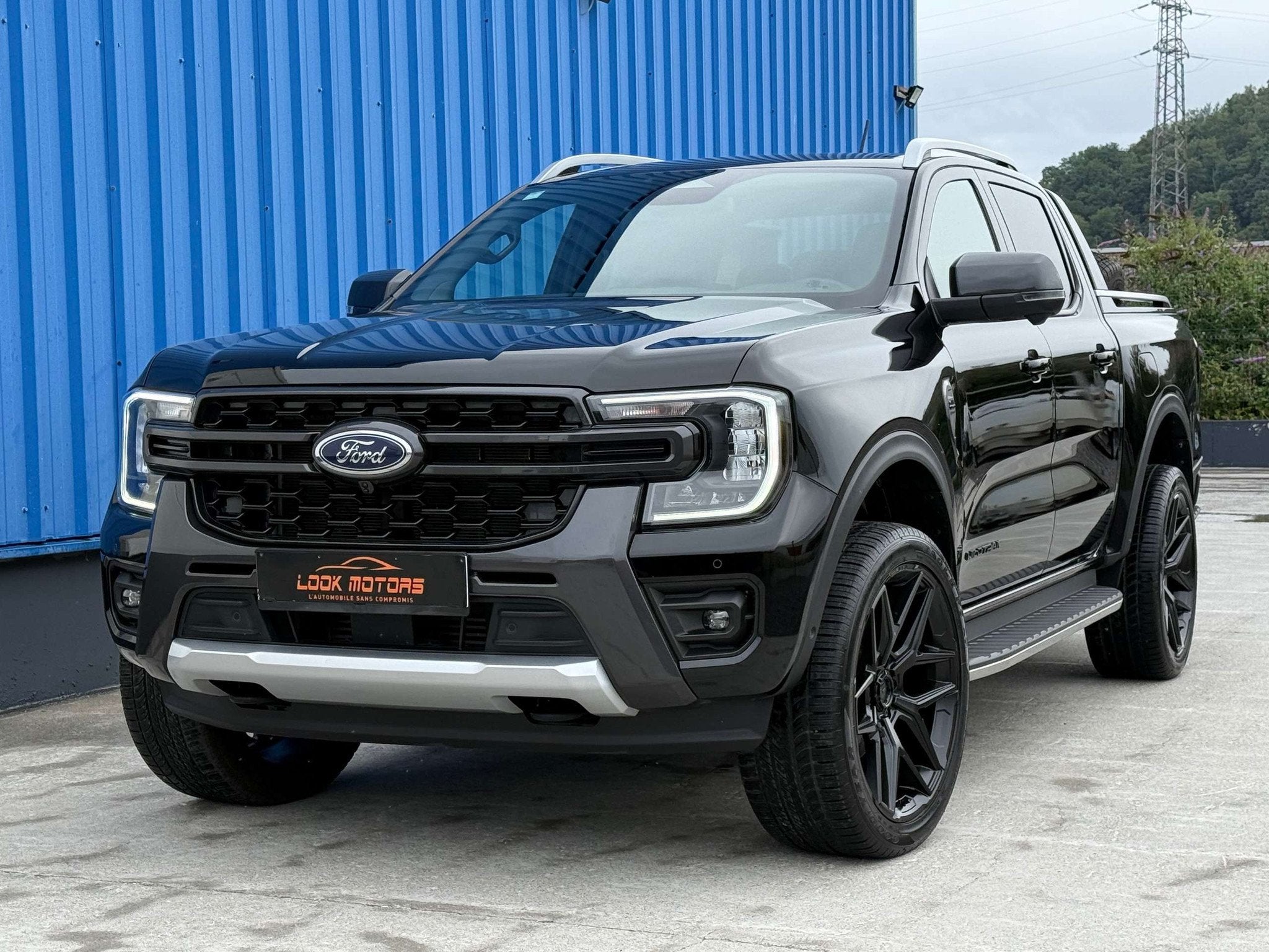 Ford Ranger 2.0 EcoBlue e-4WD Wildtrak 205cv BLACK EDITION N, Auto's, Ford, Automaat, 4 deurs, Gebruikt, Zwart