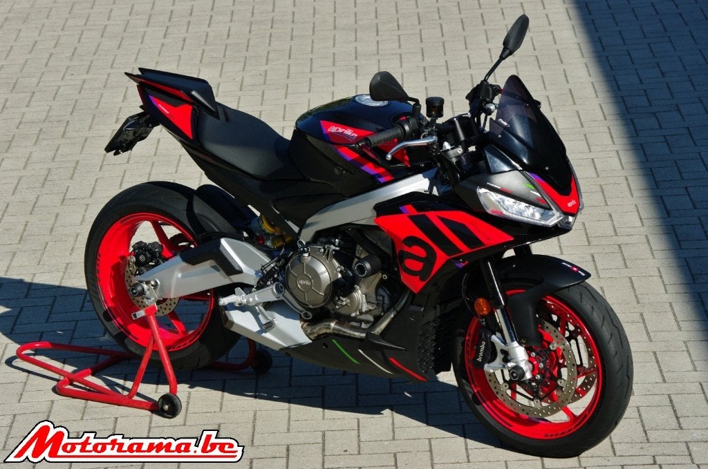 Aprilia Tuono 660 Factory - 2024 - 3000 km @Motorama, Motoren, 2 cilinders, Occasion, Motorrijbewijs A, Traction Control