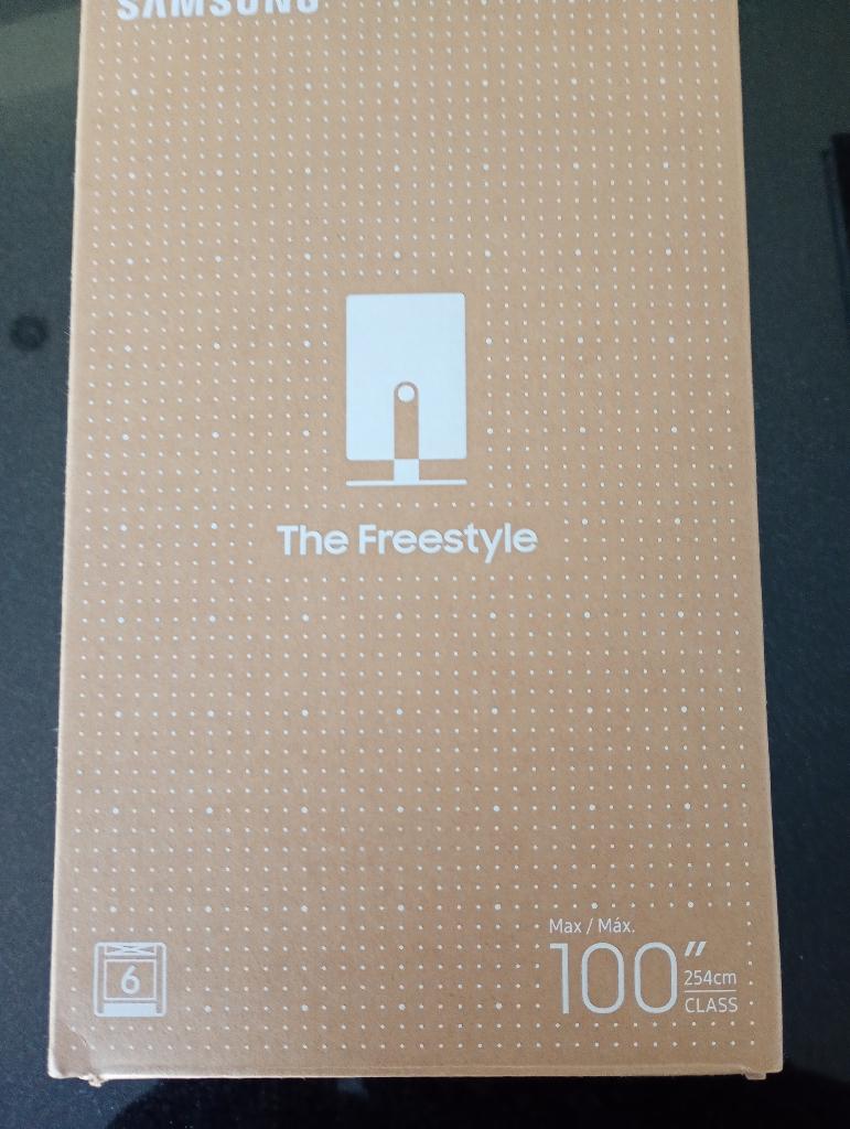 Samsung Freestyle projector,, Comme neuf, Enlèvement, Samsung, Full HD (1080)