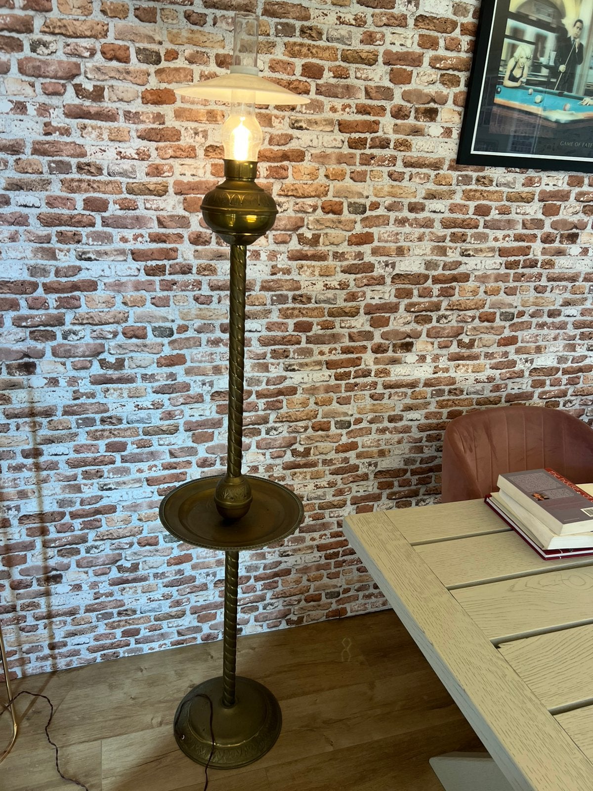 Vintage messing staande lamp met glazen schoorsteen, Ophalen, Zo goed als nieuw