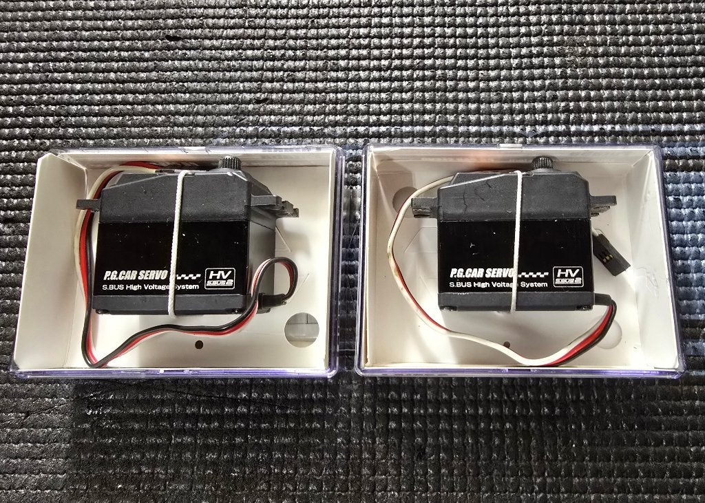 Servo Futaba S9372SV, Autres types, Enlèvement ou Envoi, Échelle 1:8, Comme neuf