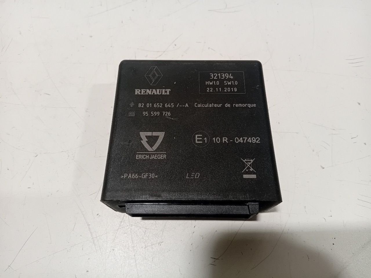 Computer trekhaak Renault Scénic, Onderdelen@venauto.nl, Van der Ven Autorecycling B.V., Gebruikt, Ettenseweg 76, 4706 PB Roosendaal, The Netherlands