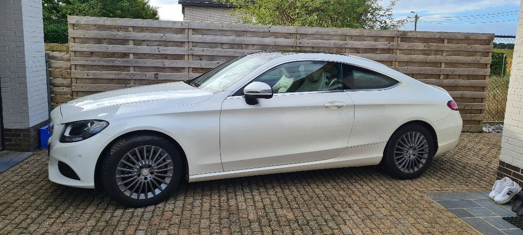 Mercedes C Coupe, Auto's, Automaat, Achterwielaandrijving, Lederen bekleding, 1143 cc