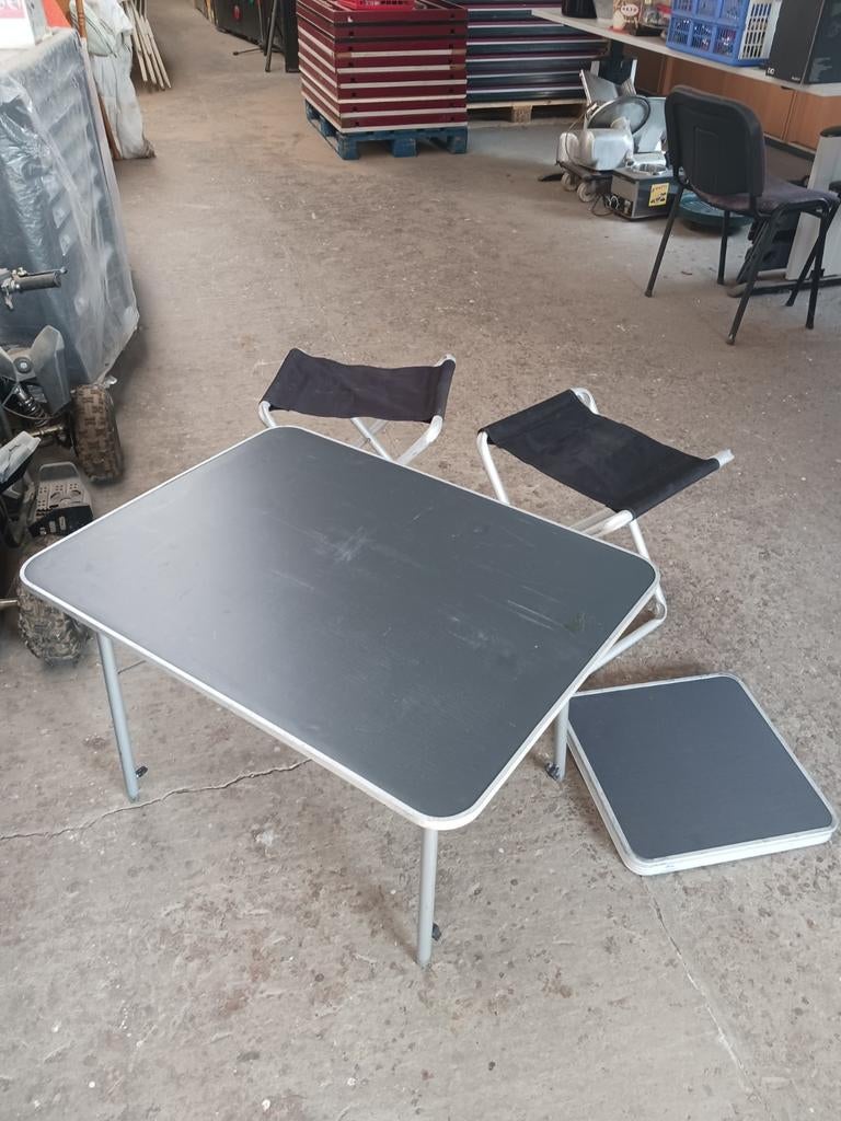 Camper tafel en stoelen, Ophalen