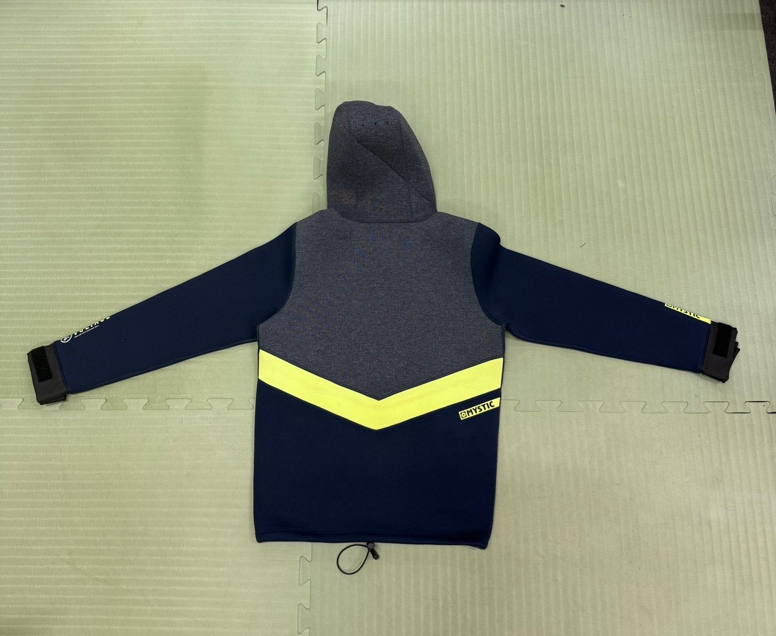 Neoprene Hoodie - Mystic, Sports nautiques & Bateaux, Kitesurf, Enlèvement, Neuf