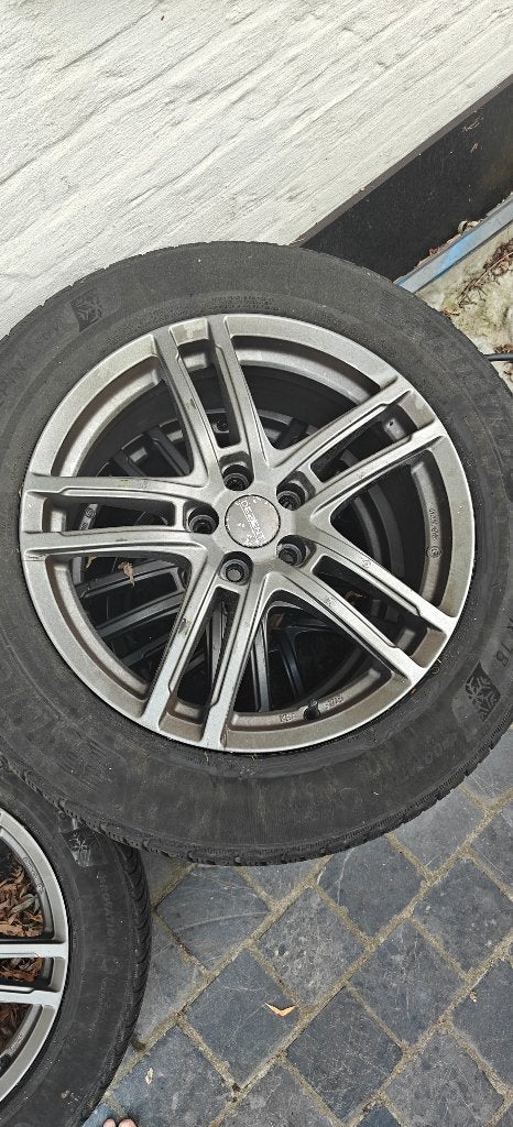 volvo winterwielen xc60, Auto-onderdelen, Banden en Velgen, Ophalen, 18 inch, Banden en Velgen, Winterbanden