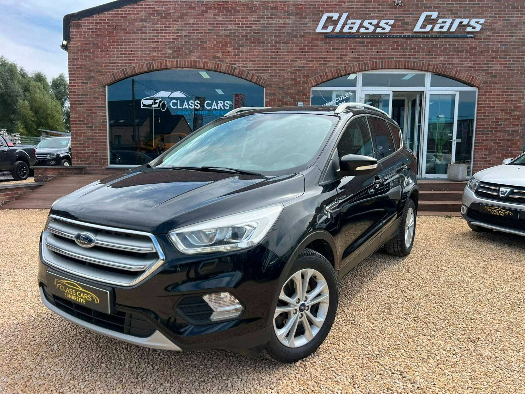 Ford Kuga 1.5 TDCi FWD Titanium PS / AUTOMATIQUE / NAVIGATIO, Achat, Entreprise, Noir, 5 portes