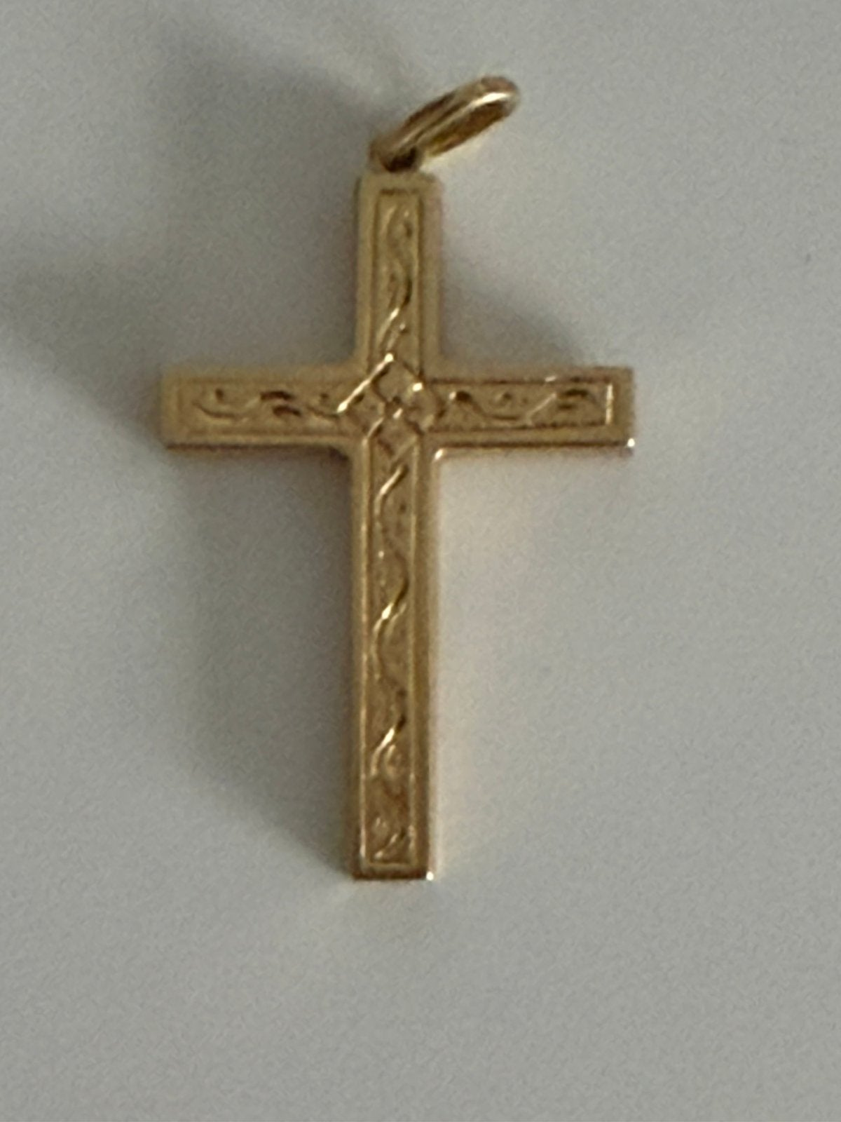 Tres belle croix en or 18k 750, Enlèvement ou Envoi, Neuf, Or, Or