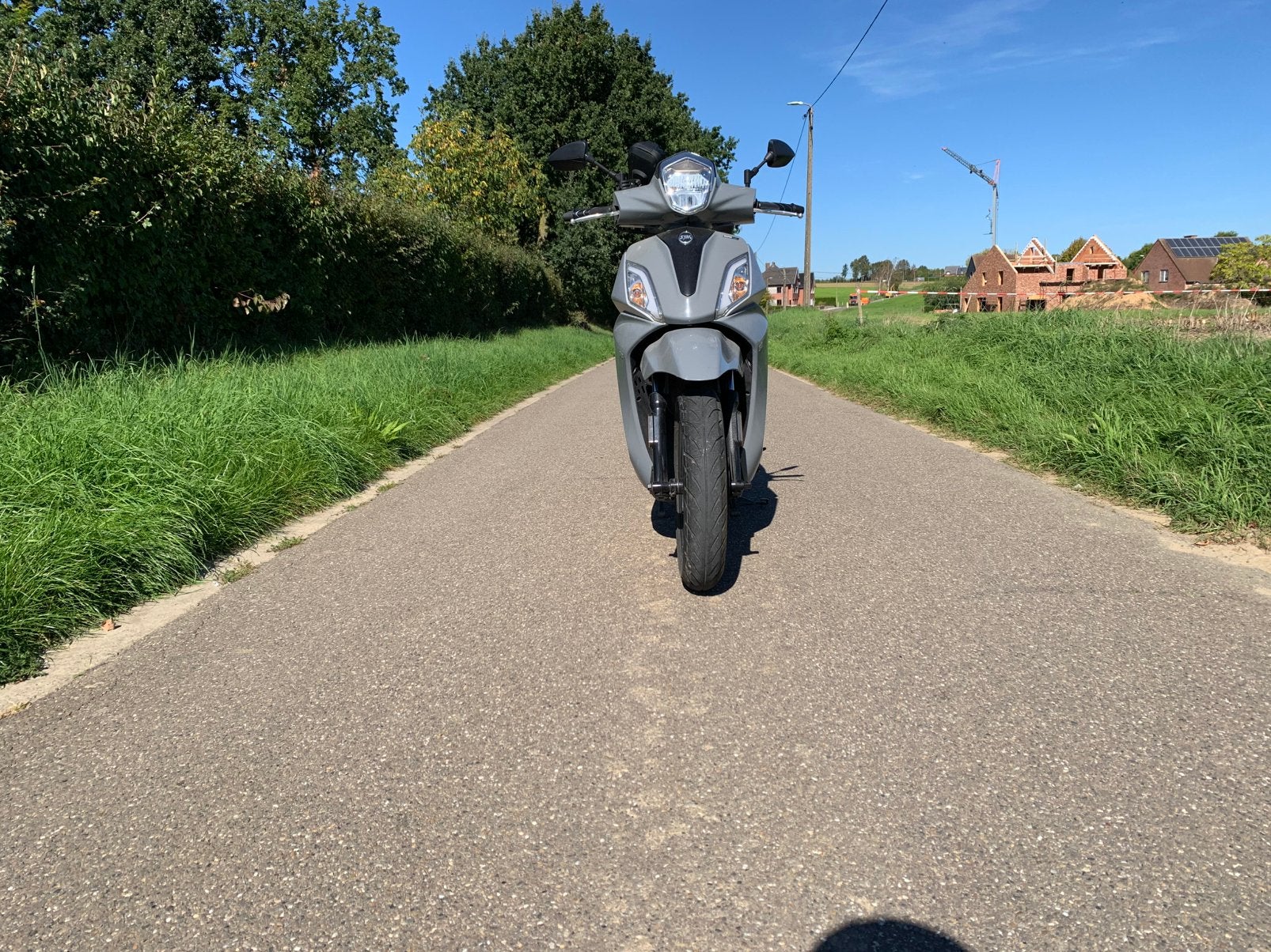 SYM SYMPHONY ST 50 1300km! 2023 50kmh !!! A klass, Autres modèles, Comme neuf, Enlèvement, Classe A (25 km/h)