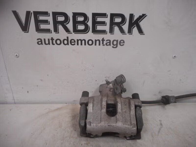 REMKLAUW RECHTS ACHTER Ford Focus (01-1970/-), Autos : Pièces & Accessoires, Enlèvement ou Envoi, Sodener Straße 9 65824 Schwalbach, DE