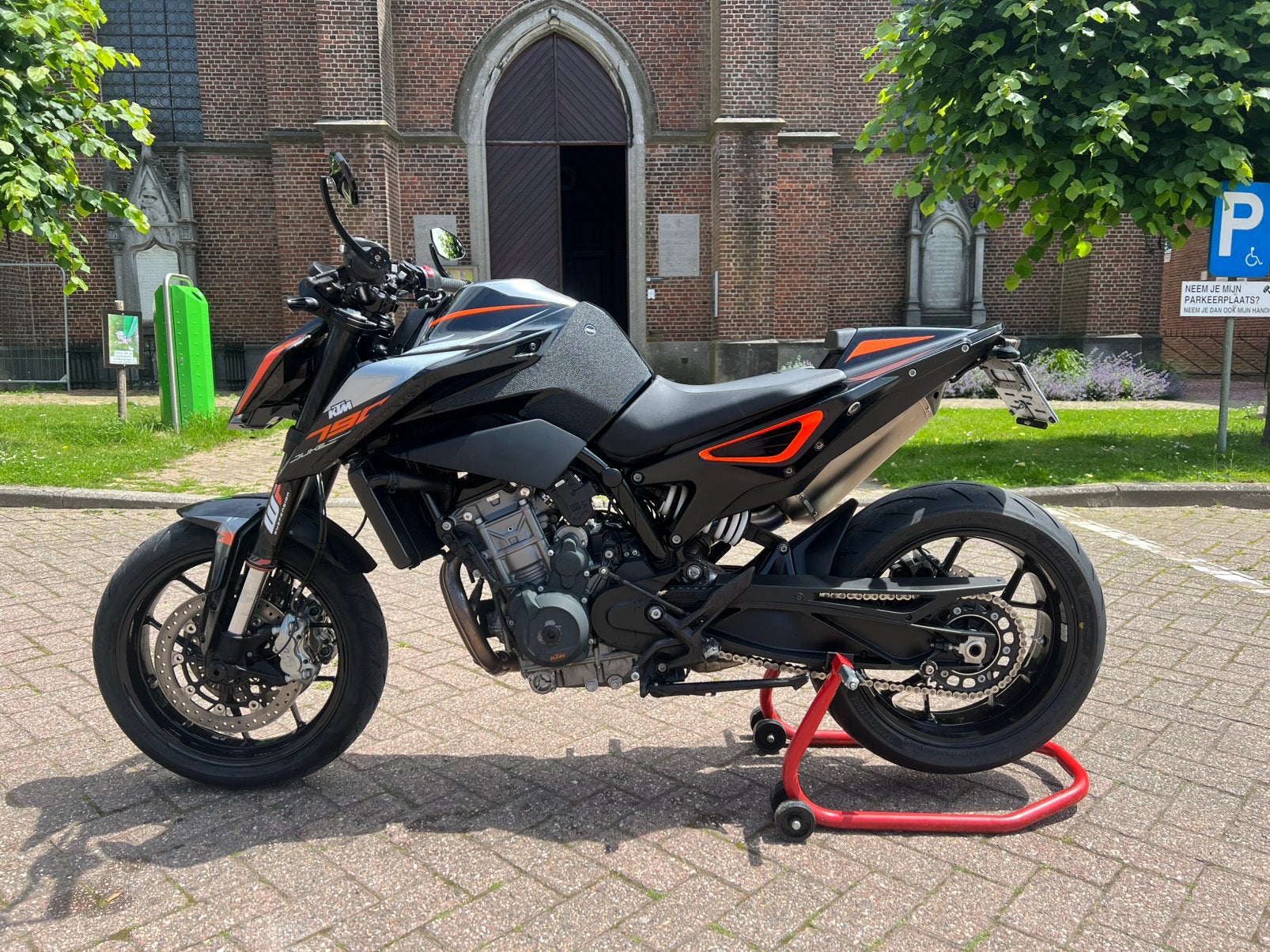 KTM Duke 790L (A2) 2019 – Tech Pack & Track Pack – Akrapovič, Motoren, Motoren | KTM, 2 cilinders, Occasion, Minimaal motorrijbewijs A2