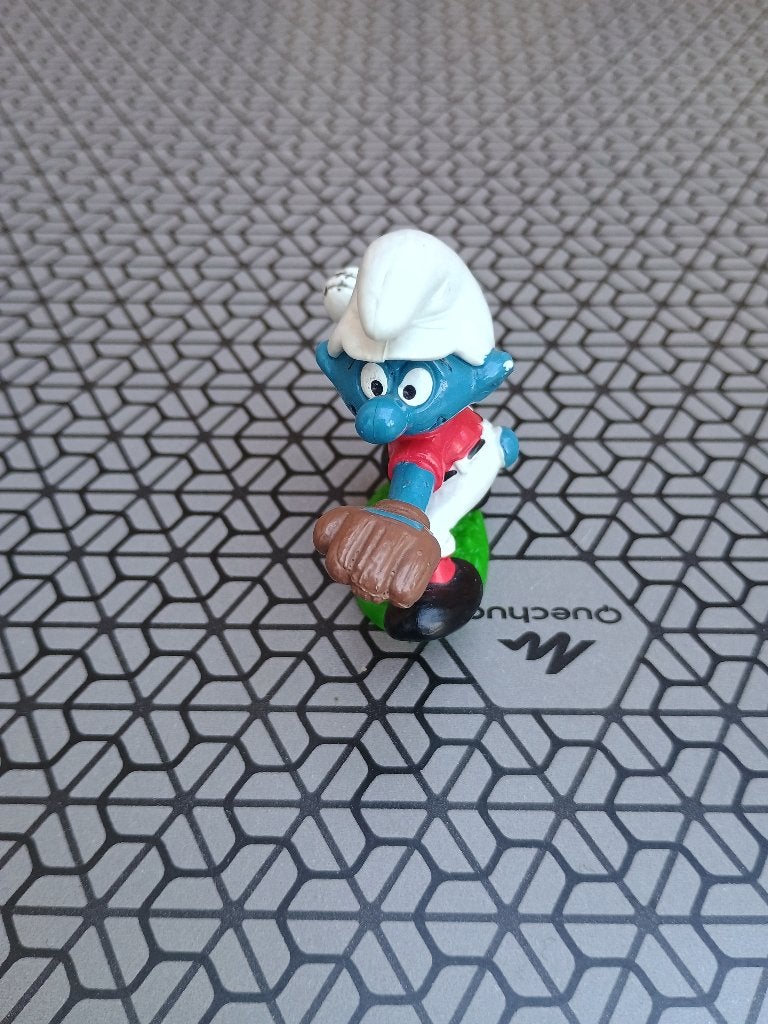 Baseballwerper smurf 2.0166, Verzamelen, Smurfen, Ophalen of Verzenden, Gebruikt, Overige Smurfen, Poppetje, Figuurtje of Knuffel