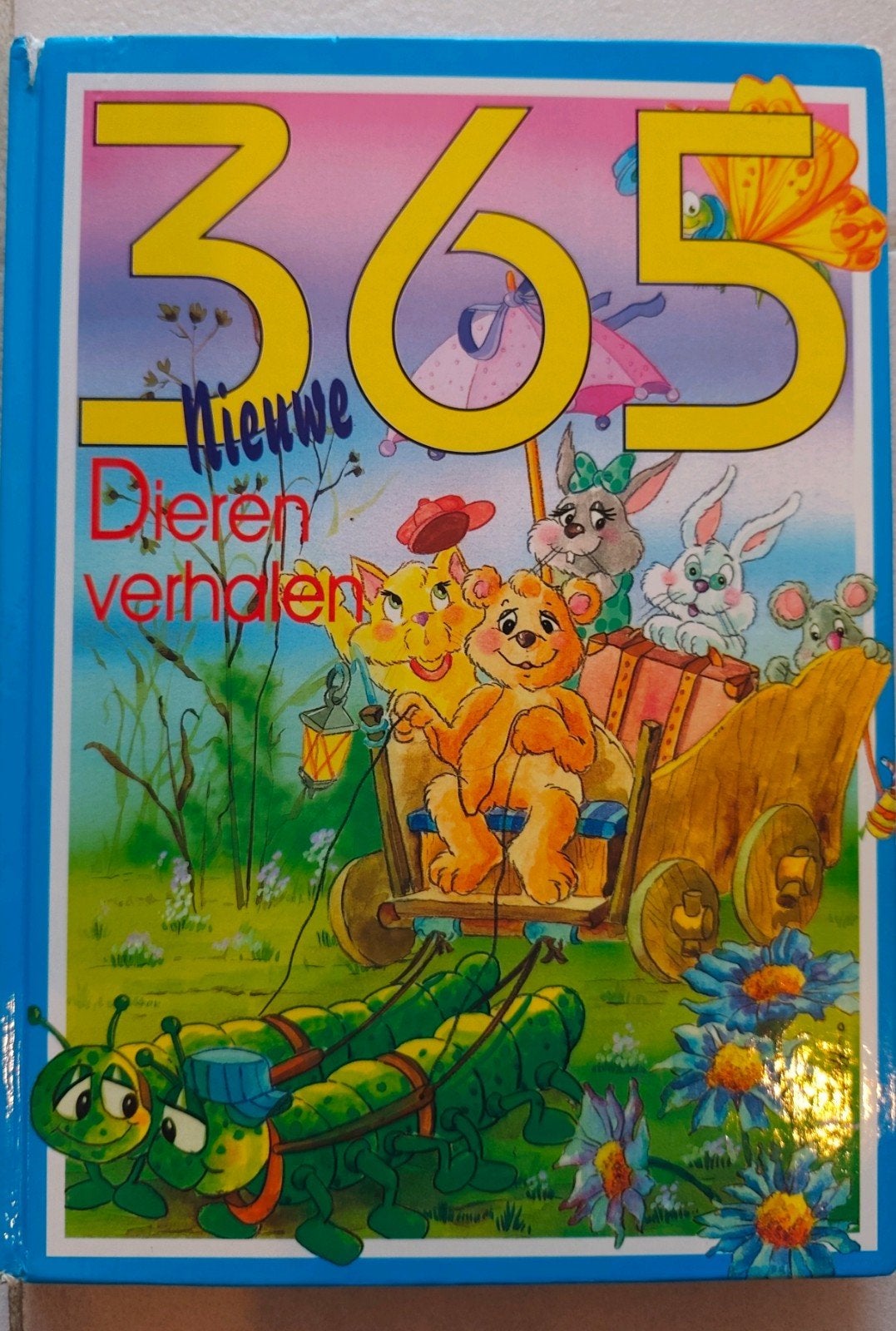 365 dierenverhalen, Ophalen of Verzenden, Zo goed als nieuw