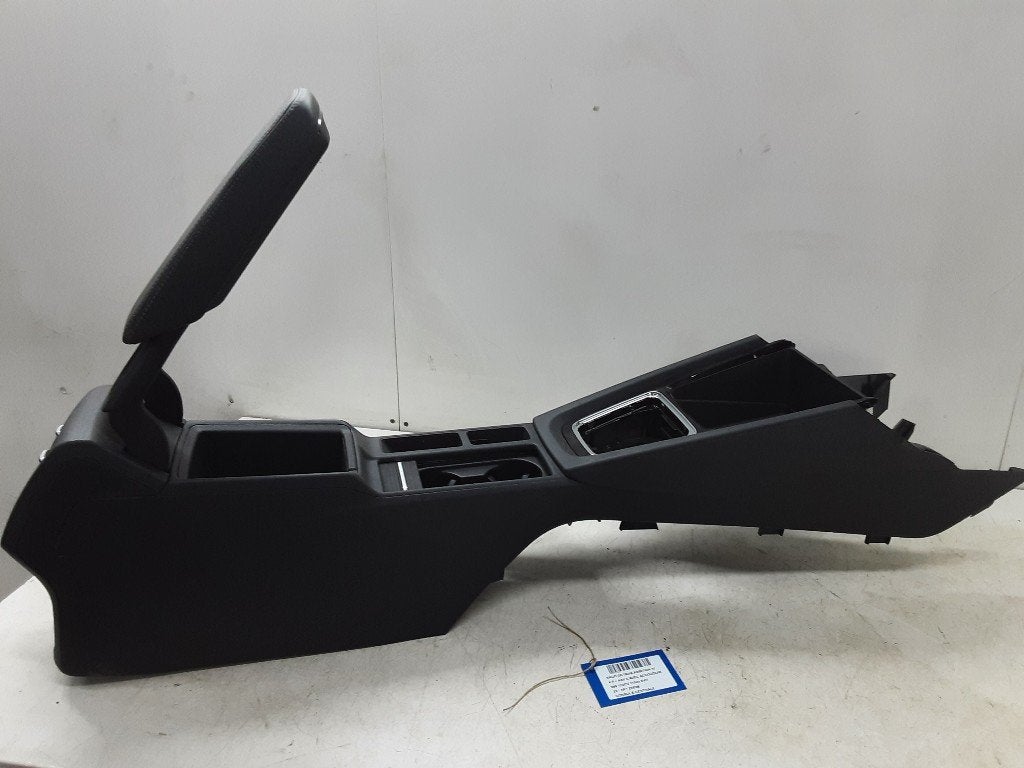 CONSOLE CENTRALE Skoda Octavia (NXAA) (01-2020/-), Utilisé, Info@skoda-auto.de, Skoda, Max-Planck-Straße  3-5
64331  Weiterstadt, DE