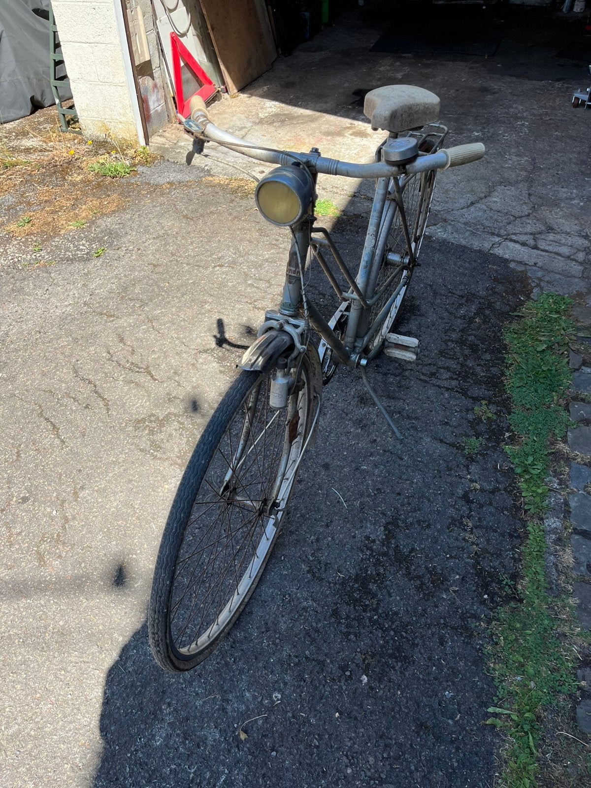 Flandria-fiets voor dames wordt gerestaureerd., Fietsen en Brommers, Ophalen, Gebruikt, Terugtraprem, Versnellingen