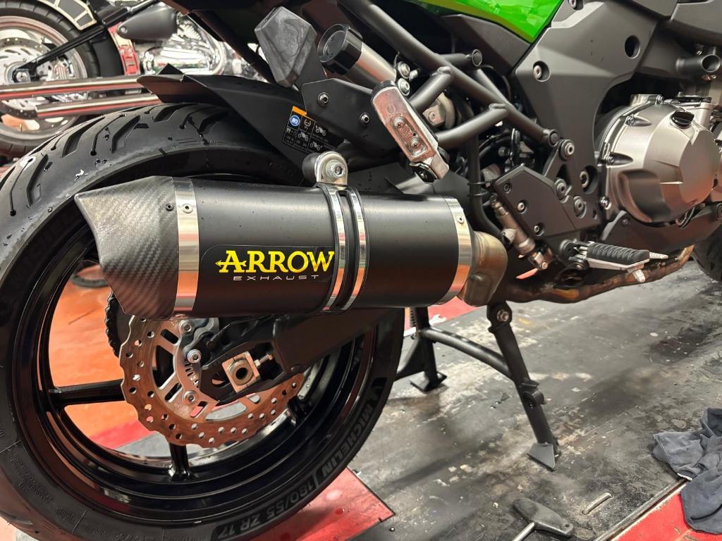 Kawasaki Versys 1000 2021-2024 Arrow uitlaat         OO MOTO, Motoren, Onderdelen | Kawasaki, Gebruikt, Ophalen of Verzenden