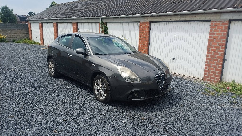 Alfa romeo giulietta, Euro 5, Achat, Boîte manuelle, Autres couleurs