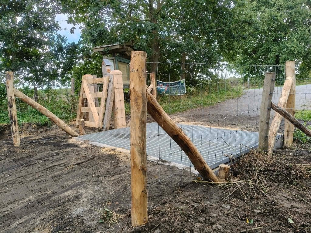 Wildrooster in gegalvaniseerd staal voor zwaar verkeer, Doe-het-zelf en Bouw, Ophalen, Nieuw, IJzer