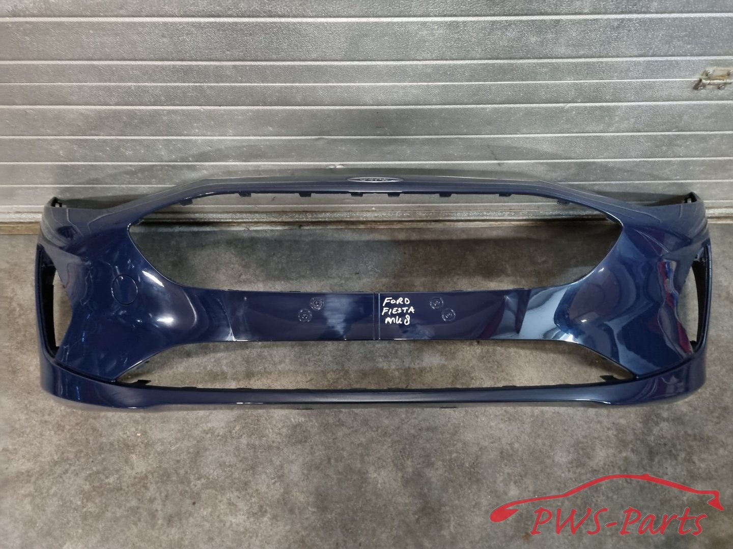 FORD FIESTA MK8 VOORBUMPER DONKER BLAUW ORIGINEEL, Gebruikt, -, Voor, -