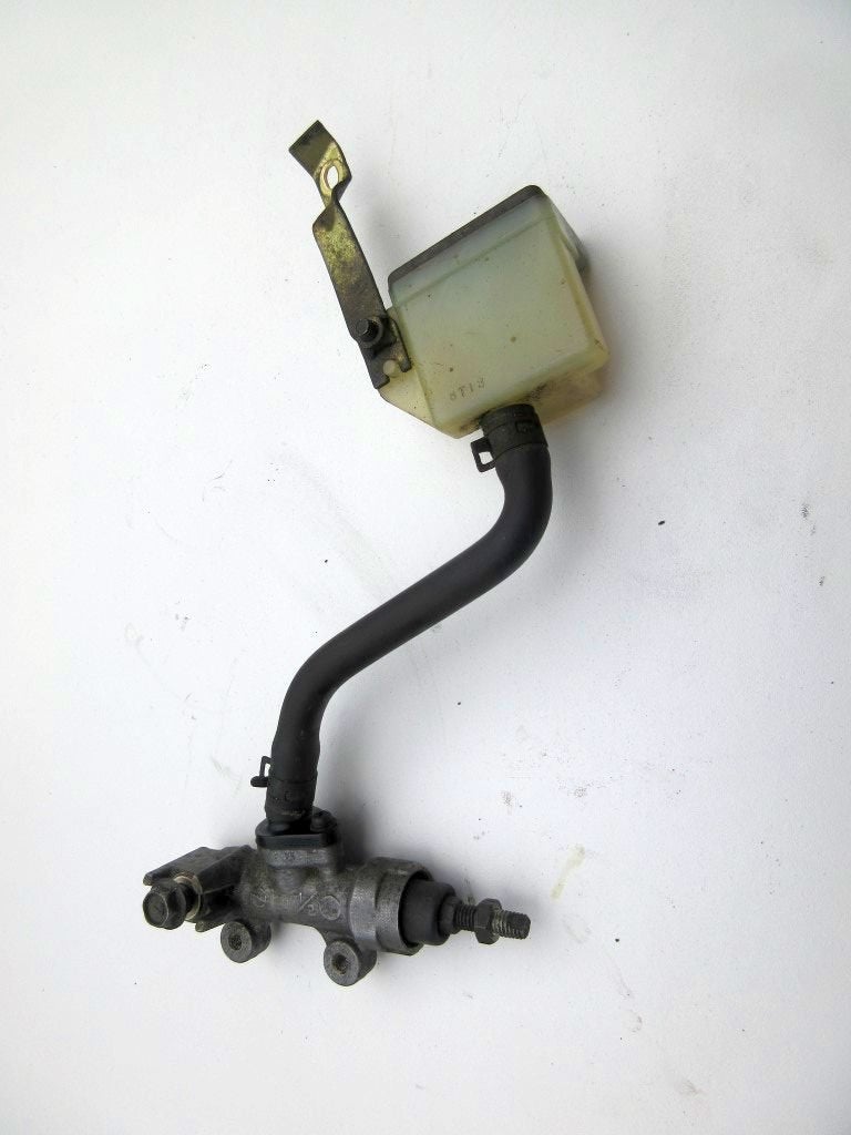 Suzuki GSX600 rempomp GSX 600 F rem pomp achter achterrem, Motoren, Ophalen of Verzenden, Gebruikt