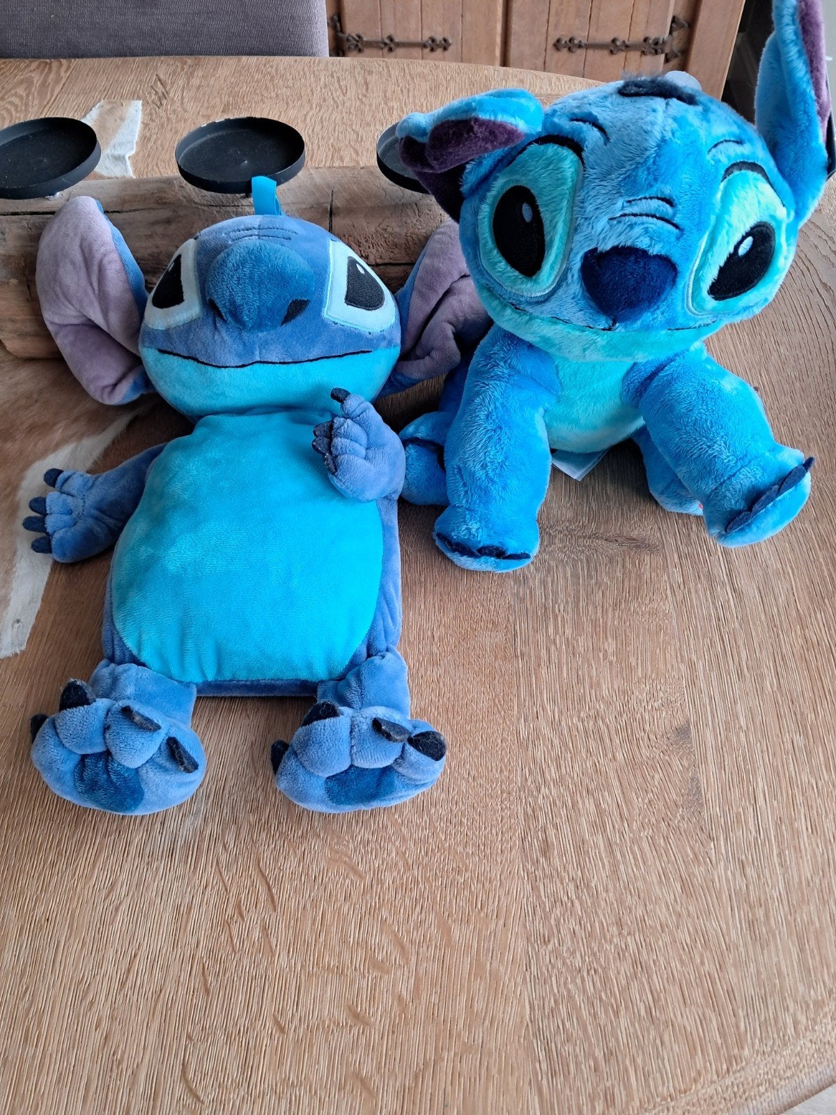 Waterkruik en pluche nieuw stitch, Ophalen