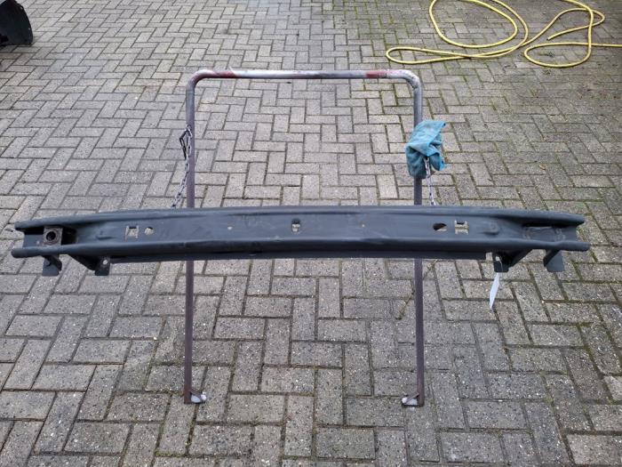 Bumperframe achter van een Volkswagen Caddy, Auto-onderdelen, Ophanging en Onderstel, Volkswagen, Gebruikt, 3 maanden garantie