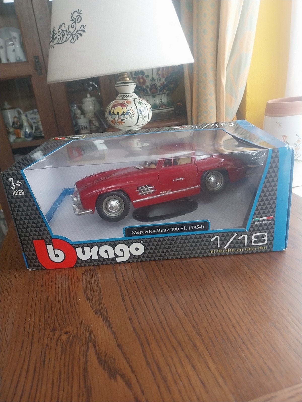 voiture 1"18/ Mercedes benz 300 SL / 1954 / burago, Hobby en Vrije tijd, Modelauto's | 1:24, Ophalen, Auto, Burago