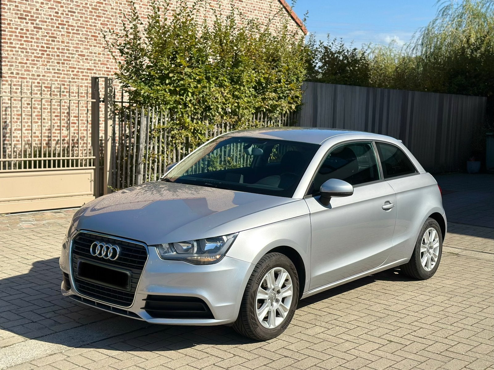 Audi a1 SportBack 1.4 Essence 90 kW, Autos, Argent ou Gris, Achat, A1, Boîte manuelle
