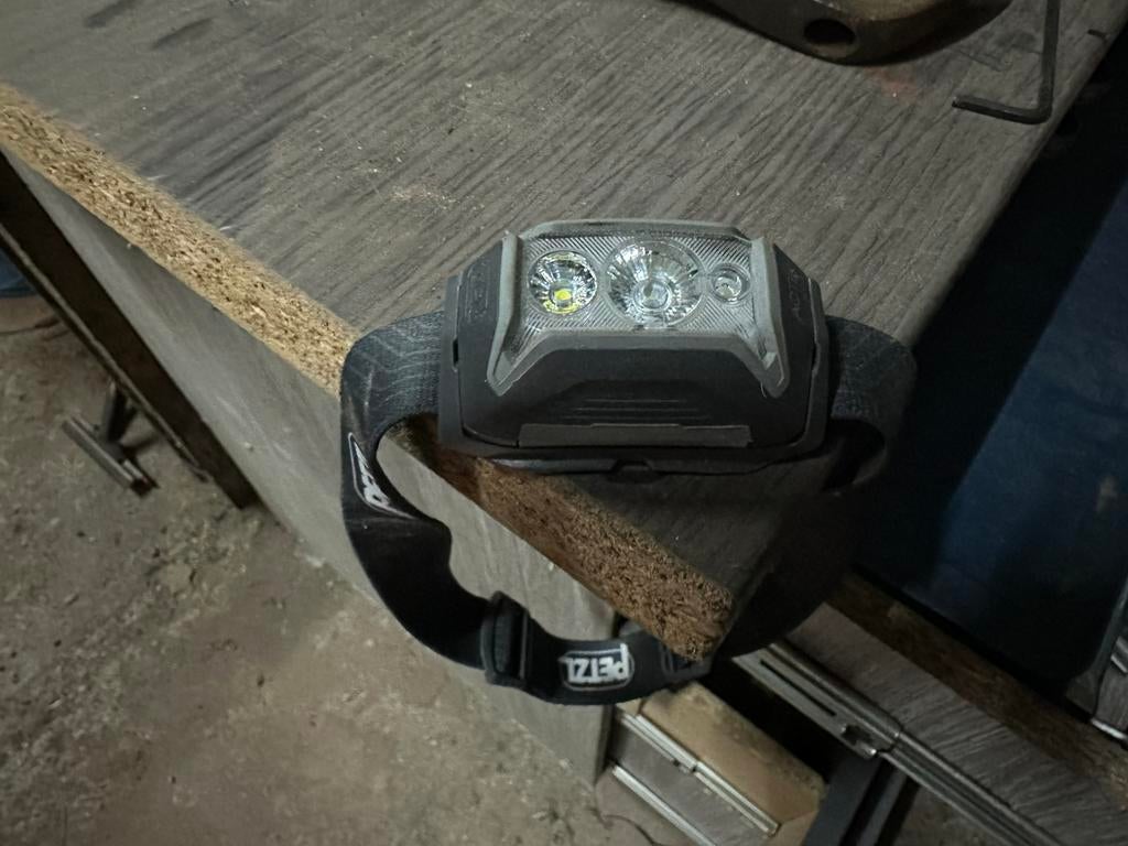 Petzl hoofdlamp, Enlèvement, Utilisé, Batterie