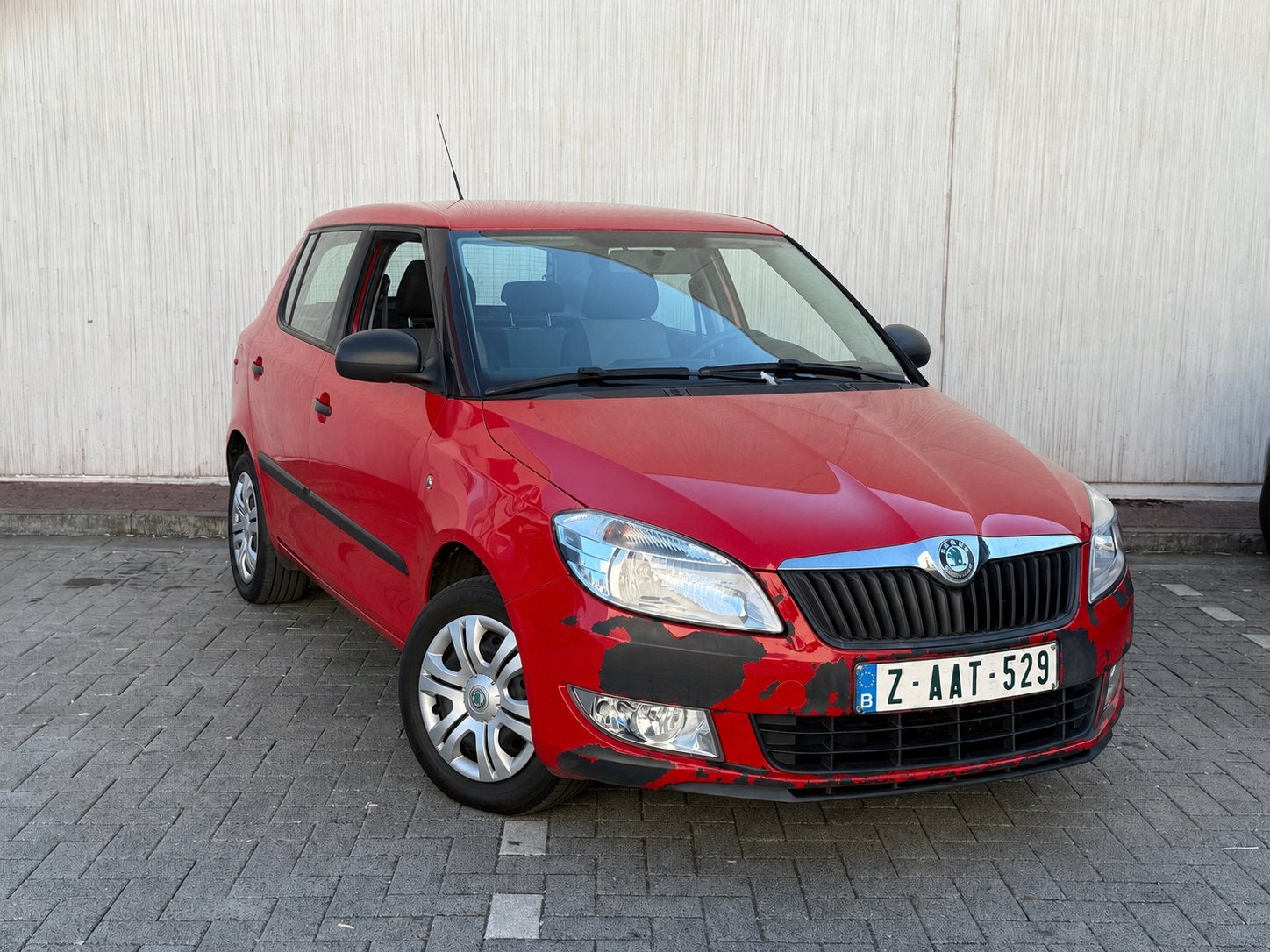 Skoda fabia 1.2i ANNEE 2010/ EURO 5/ 161 000 km, Autos, Rouge, Euro 5, Achat, https://public.car-pass.be/vhr/b889f4c6-d389-4e38-8f8a-6bd24f3a6a21