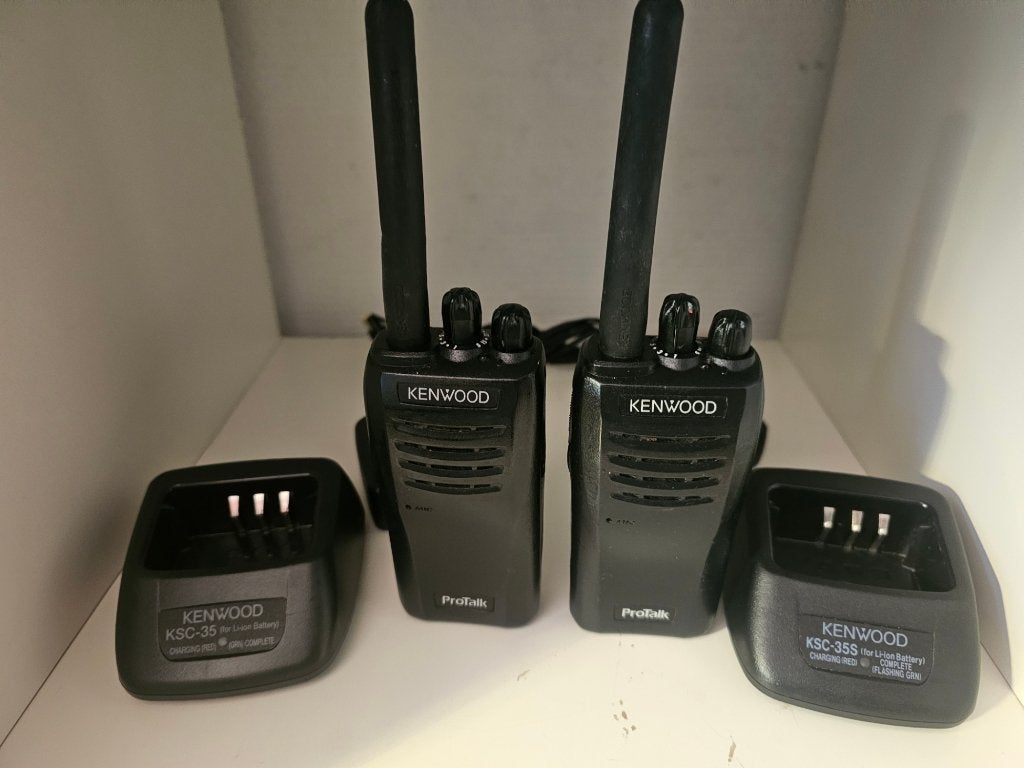 Kenwood TK 3501 vergunningsvrije portofoons, Telecommunicatie, Ophalen, Gebruikt, Portofoon of Walkie-talkie, Met broekklem