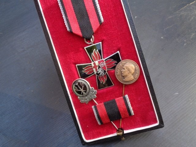 Medaille in etui en Spange , Verdienste im Brandschutz, Enlèvement ou Envoi, Autres matériaux